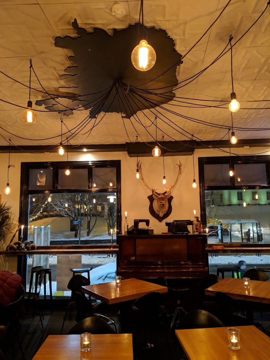 The vibe at Icelandic Craft Bar
